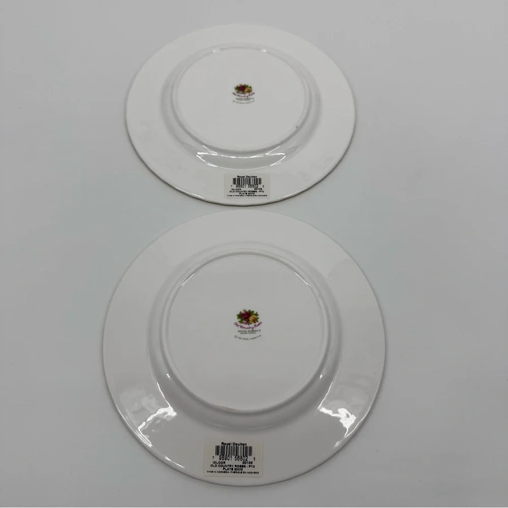 Royal Albert NWT Old Country Roses Salad Plate Set of 2